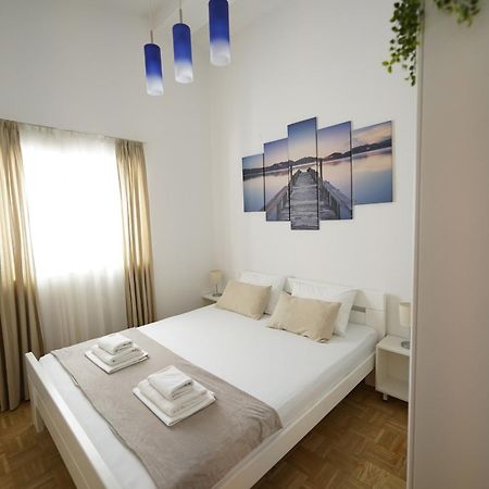 Apartments Loncar-Near Zrce Beach Новаля Екстер'єр фото